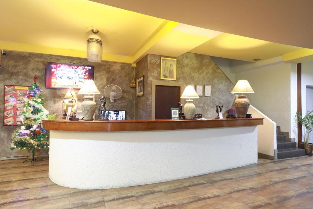 Pasadena Lodge パッタヤー エクステリア 写真